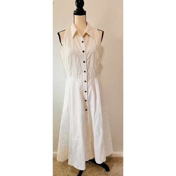 K Petite Collection White Floral Embroidered 90's Button Down A-Line Maxi Dress - Picture 1 of 11